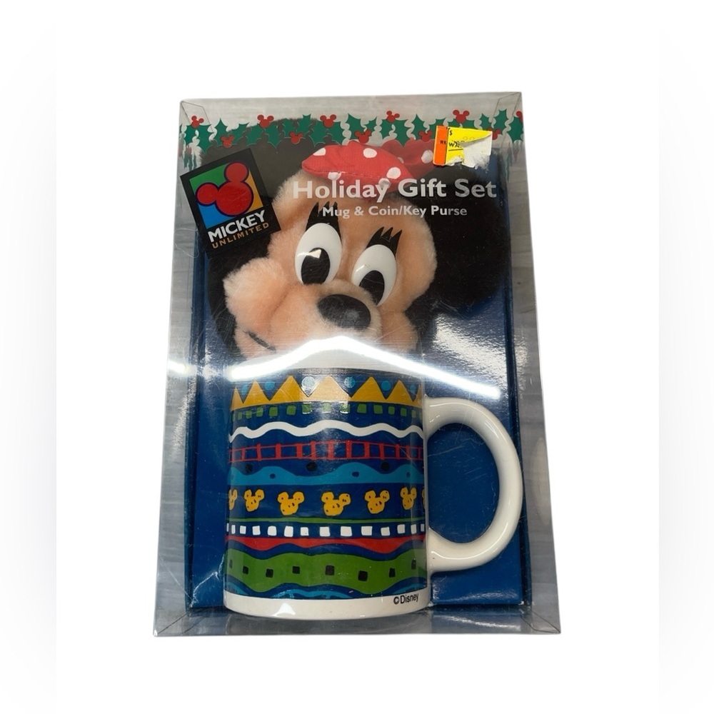 Disney Christmas Minnie Mouse Christmas Gift Set Coffee Mug and Plush Coin Pouch